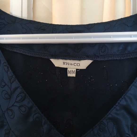 RW&Co top - Picture 4 of 4